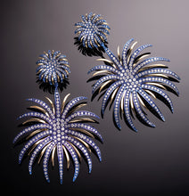 Load image into Gallery viewer, FIREWORKS - 18KT YELLOW GOLD - BLUE TITANIUM